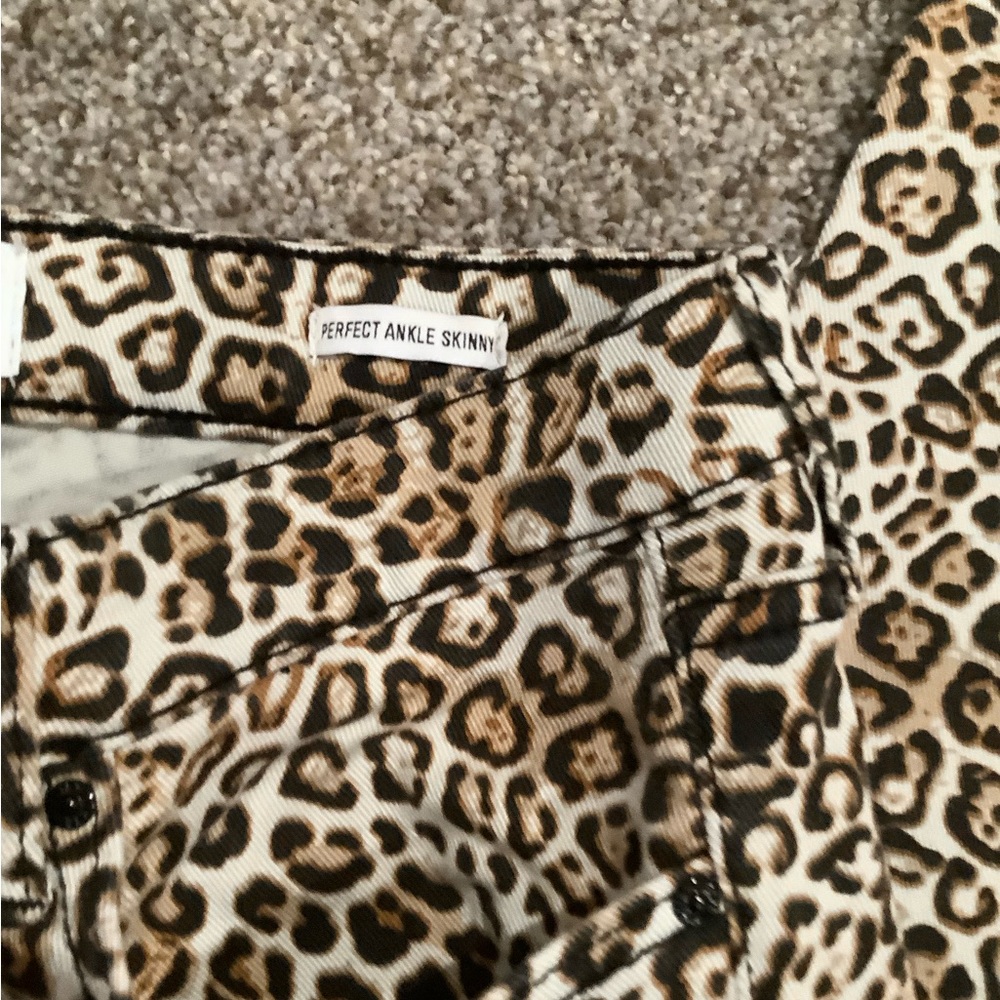 Relisted - Picture 5 of 6